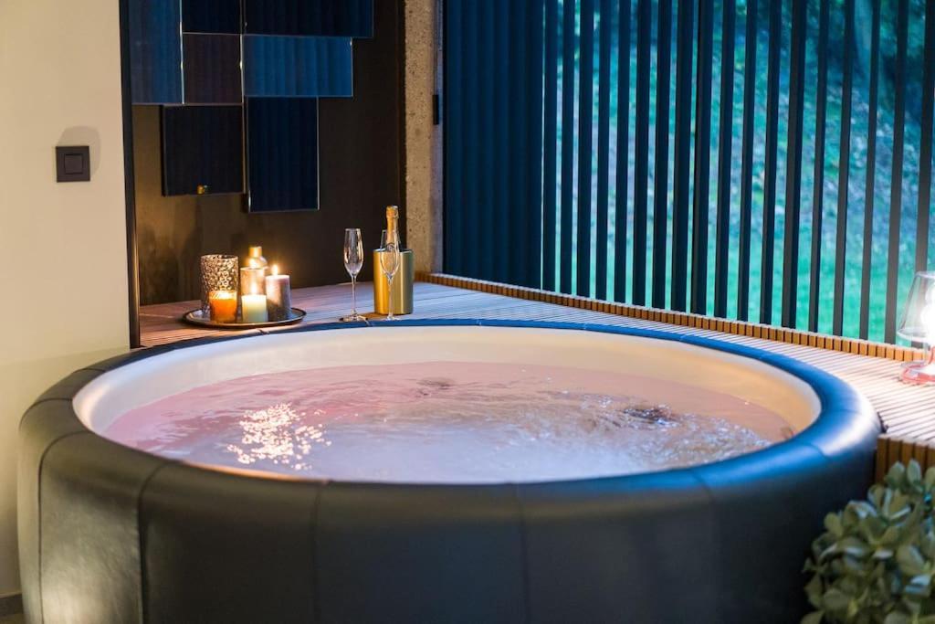 בונסלס Buenas Noches Villa Standing Piscine & Wellness מראה חיצוני תמונה